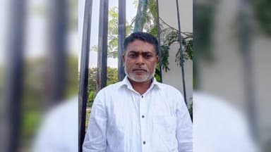 चितरपुर: ओरमांझी में सड़क हादसे में पुरबडीह निवासी मंसूर अंसारी की मौत, गांव में शोक, परिजनों ने मुआवजे की मांग की