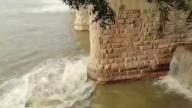 ஸ்ரீவைகுண்டம்: மருதூர் அணைக்கட்டில் இருந்து வீணாகம் நீரை பாசன குளங்களுக்கு மாற்ற விவசாயிகள் கோரிக்கை