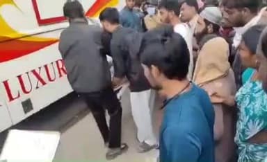 మేడ్చల్: పటాన్ చెరువులో ఆర్టీసీ బస్సు ఢీకొని జిమ్ ట్రైనర్ మృతి