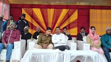 बरहेट: सिंगा मैदान में आदिवासी डेवलपमेंट क्लब द्वारा तीन दिवसीय फुटबॉल टूर्नामेंट का उद्घाटन