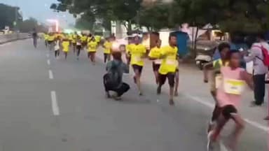 பழனி: போதை மற்றும் புகையிலை தடுப்பு விழிப்புணர்வு மாறத்தான் போட்டி பழனியாண்டவர் ஆண்கள் கலைக் கல்லூரியில் நடைபெற்றது