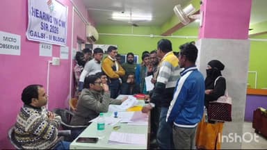 গলসি ২: গলসিতে তৃণমূল কংগ্রেসের ভোট রক্ষা শিবিরে উপস্থিত হলেন গলসি ২ ব্লক তৃণমূল কংগ্রেস সভাপতি শৈলেন হালদার