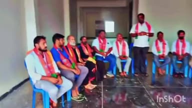 వర్ధన్నపేట: వర్ధన్నపేట పట్టణ కేంద్రంలో బిజెపి ముఖ్య కార్యకర్తలతో సమావేశం రాబోయే మున్సిపల్ ఎన్నికల సన్నాక సమావేశం జరుగుతుంది