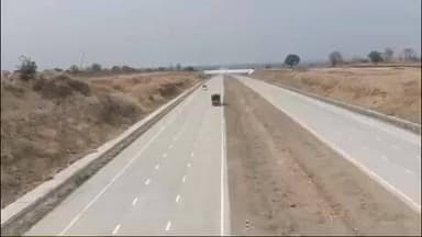 लोणार: मांडवा शिवारात समृद्धी महामार्गावर ट्रकच्या टाकीतून ३०० लीटर डिझेलची चोरी