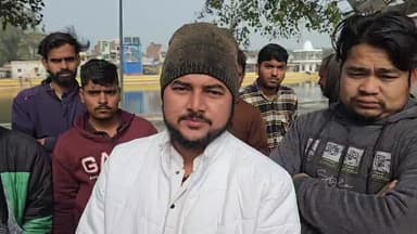 देव नगर पंचायत के उपाध्यक्ष गोलू कुमार गुप्ता ने देव न्यास समिति पर गंभीर आरोप लगाया