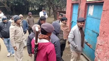 कोचाधामन: नया प्राथमिक विद्यालय पीपला हाट में अज्ञात चोरों ने की चोरी, पुलिस मामले की जांच में जुटी