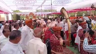 दर्यापूर: नगर परिषद प्रांगणात नगराध्यक्ष पदाचा भव्य पदग्रहण सोहळा संपन्न;सौ.मंदाकिनी सुधाकरराव भारसाकळे यांनी स्वीकारला पदभार