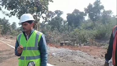 शिवपुरी जिले के अमोला थाना क्षेत्र अंतर्गत NH-27 पर स्थित सलैया एवं अमोला क्रेशर क्षेत्र में सोमवार दोपहर 1 बजे NHAI विभ...