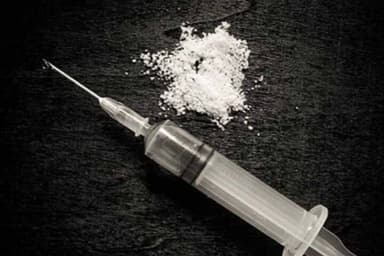 कंडाघाट: सोलन के नालागढ़ में युवक से चिट्टा और सिरिंज बरामद, मामला दर्ज