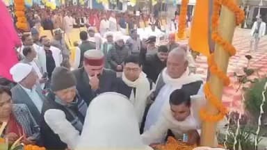 बिश्रामपुर: रेहला के लक्ष्मी चंद्रवंशी महिला महाविद्यालय में पूर्व स्वास्थ्य मंत्री की माता जी की मनाई गई पुण्यतिथि