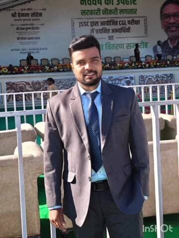 मोहम्मदगंज: सीजीएल परीक्षा में सफल प्रभात कुमार वन मंत्रालय में बने प्रशाखा पदाधिकारी