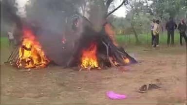 लिधौरा: वार्ड नंबर 1: पति ने फांसी लगाई, पत्नी कुएं में कूदी, दोनों की मौत, एक साथ जली चिता, झगड़े की बात सामने आई