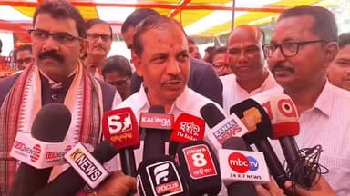 ଗୋପାଳପୁର: ଲୁଣିଘାଟି ପଡିଆରେ ଆୟୋଜିତ ରକ୍ତଦାନ ଶିବିରରେ ଯୋଗ ଦେଇ ପ୍ରତିକ୍ରିୟା ରଖିଲେ ମନ୍ତ୍ରୀ ବିଭୁତି ଭୂଷଣ ଜେନା