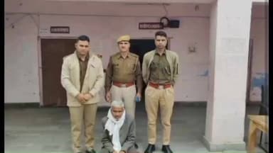 राजाखेड़ा: राजाखेड़ा पुलिस ने अवैध देशी शराब के साथ एक व्यक्ति को किया गिरफ्तार, 56 पौवे बरामद