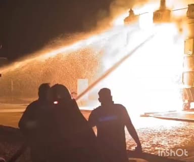 બાબરા: સુખપુર ગામે ઇનોક્ષ ગ્રીન એનર્જી પાવર હાઉસમાં ભીષણ આગ, ૪૫ હજાર લીટર ઓઈલ ભરેલા ટ્રાન્સફોર્મરમા લાગી આગ