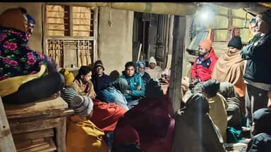 গোপীবল্লভপুর ২: বিধানসভা নির্বাচন কে সামনে রেখে পেটবিন্ধি অঞ্চল তৃণমূলের উদ্যোগে কালিঞ্জা গ্রামে রিভিউ মিটিং করলেন অঞ্চল সভাপতি