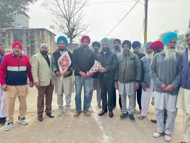 ਨਿਹਾਲ ਸਿੰਘਵਾਲਾ: ਹਲਕੇ ਦੇ ਪਿੰਡ ਭਲੂਰ ਵਿਖੇ ਸਰਕਾਰ-ਏ-ਖਾਲਸਾ ਇੰਟਰਨੈਸ਼ਨਲ ਸੰਸਥਾ ਵੱਲੋਂ ਕਰਵਾਏ ਗਏ ਸਮਾਗਮ ਦੌਰਾਨ ਹਾਜਰੀ ਭਰਦੇ ਹੋਏ ਵਿਧਾਇਕ ਅਮ੍ਰਿਤਪਾਲ ਸੁਖਾਨੰਦ