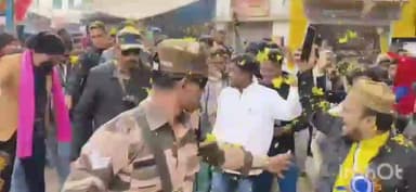 ডোমজুড়: ডোমজুড় থানা অন্তর্গত মহিয়ারী এক নম্বর অঞ্চলে রক্তদান শিবির অনুষ্ঠানে উপস্থিত ভাঙ্গড়ের বিধায়ক নওশাদ সিদ্দিকী