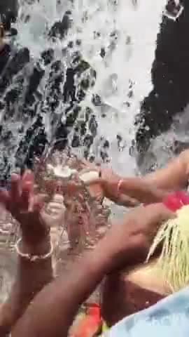 ತರೀಕೆರೆ: ಕಲ್ಲತ್ತಿಗಿರಿಯಲ್ಲಿ ರೇವಣಸಿದ್ದೇಶ್ವರ ಸ್ವಾಮಿಗೆ ತೀರ್ಥ ಸ್ನಾನ.!