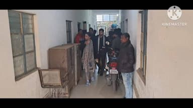 सरायकेला: उप विकास आयुक्त द्वारा सरायकेला में पेयजल एवं स्वच्छता प्रमंडल कार्यालय का औचक निरीक्षण