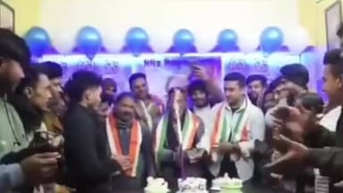 সাগরদিঘি: সাগরদিঘী ব্লক তৃণমূল কার্যালয়ে মুখ্যমন্ত্রী মমতা বন্দ্যোপাধ্যায়ের ৭১তম জন্মদিন উদযাপন