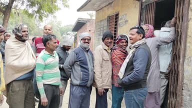 शाहगंज: सरायख्वाजा में यूरिया वितरण में अव्यवस्था, किसानों के बीच मची मारामारी