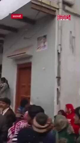 वाराणसी में घर में घुसकर तोड़फोड़, #VIDEO #वाराणसी #news @diyorarabudaun24
