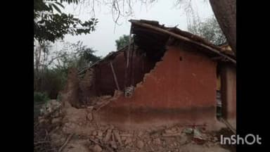 କେନ୍ଦୁଝର ସଦର: କିଆପଡା ଗାଁ ରେ ଗୋଟିଏ ଘର ଭାଙ୍ଗି ଘର ଭିତରୁ ଧାନ ଚାଉଳ ଖାଇ ଯାଇଛନ୍ତି ହାତୀ ପଲ