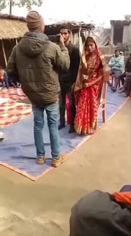 नरपतगंज प्रखंड के अंतर्गत सोनपुर पंचायत के जिमराही वार्ड नंबर 03 में लड़का लड़की दोनों अपनी मन से शादी कर ली