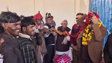 बनेड़ा: रेडक्रॉस ने करुणा सेवा और सहयोग की मिसाल पेश करते हुए 450 कम्बलों का किया वितरण