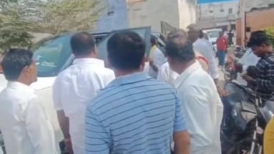 రోడ్డు ప్రమాద బాధితుడి కుటుంబానికి ఎమ్మెల్యే జీవీ పరామర్శ