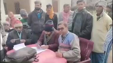 रजौन: प्रखंड के पांच पंचायतों में किसानों का डिजिटल पहचान कार्ड बनाने के लिए शिविर लगा, सर्वर में खराबी से हुई परेशानी