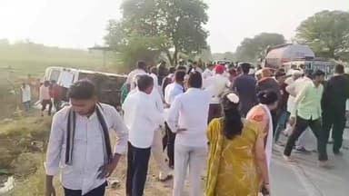 राहुरी: राहुरी–शनिशिंगणापूर रस्त्यावर रीक्षा-टॅव्हल्सचा भीषण अपघात; चार प्रवासी ठार तर ५ गंभीर