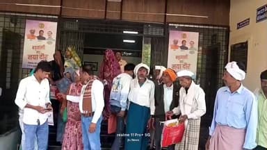 पानसेमल: मालवन: सहायक सचिव पर आवास के नाम पर रुपये मांगने का आरोप, जनसुनवाई में पहुंचे ग्रामीण