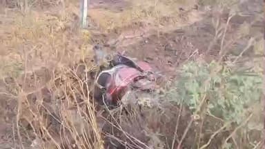 નસવાડી: કલેડીયા રોડ પર અકસ્માત સર્જાયો,કાર ચાલક અકસ્માત કરી ઘટના સ્થળેથી ફરાર થયો