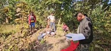 फरसाबहार: जंगल के नाले में मिला अज्ञात व्यक्ति का शव, इलाके में मची सनसनी