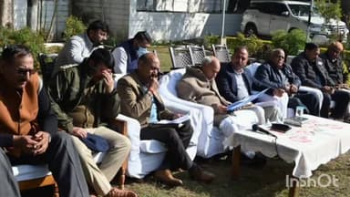 जवाली: कृषि मंत्री प्रो. चंद्र कुमार ने PWD विश्राम गृह ज्वाली में उपमंडल स्तरीय विकास कार्यों की समीक्षा बैठक ली