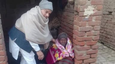 शेखोपुर सराय: मोहहबत पंचायत में मुखिया ने गरीबों के बीच 2500 से अधिक कंबल बांटे, ठंड से मिली बड़ी राहत