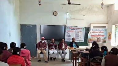 वारासिवनी: एसएसपी महाविद्यालय वारासिवनी में कॉलेज चलो अभियान सम्पन्न, उच्च शिक्षा पर दी गई जानकारी