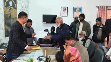 ओरमांझी: रांची जिले के ओरमांझी समेत सभी अंचल कार्यालयों में जनता दरबार का आयोजन किया गया