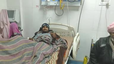 अकलेरा: सीमावर्ती डाबला जोड़ के पास दो बाइकों की आमने-सामने भिड़ंत, हादसे में बाइक सवार एक युवक घायल होकर अस्पताल में भर्ती