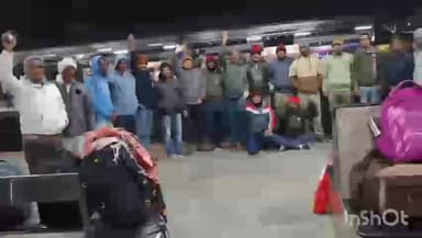 आठनेर: हिडली से सर्व मंगल यात्रा लेकर वैष्णव देवी धाम के लिए रवाना हुआ युवाओं का दल, भेंट करेंगे ध्वज