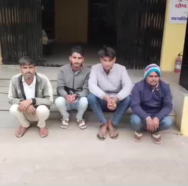 सीकरी: सीकरी पुलिस ने गांव आलमशाह से फरार चार साइबर ठगों को किया गिरफ्तार