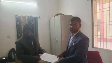 बोरियो: अंचल कार्यालय बोरियो में नव पदस्थापित अंचल निरीक्षक ने पदभार ग्रहण किया