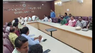 ଭଞ୍ଜନଗର: ଗଂଜାମ ଜିଲ୍ଲା ଭଂଜନଗର ଉପ-ଜିଲ୍ଲାପାଳଙ୍କ ସଭାଗୃହ ଠାରେ ଏକ ଘୁମୁସର ଉପଖଣ୍ଡ ସ୍ଥରୀୟ ବୈଠକ ଅନୁଷ୍ଠିତ ହୋଇଯାଇଛି ।