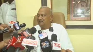 ಕಾಗವಾಡ: ಸವದಿದೂ ನಂದು 40 ವರ್ಷದ ದೋಸ್ತಿಯಿದೆ: ಉಗಾರ ಖುರ್ದ ಪಟ್ಟಣದಲ್ಲಿ ಶಾಸಕ ರಾಜು ಕಾಗೆ ಹೇಳಿಕೆ