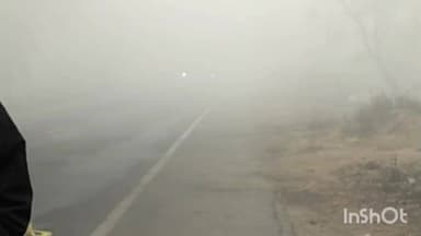 कुम्हेर: डीग जिले में सीजन का सबसे घना कोहरा छाया, कड़ाके की ठंड और शीत लहर से जनजीवन अस्त व्यस्त