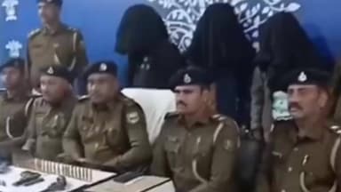 पीरपैंती: पीरपैंती थाना पुलिस ने अवैध हथियार और भारी मात्रा में कारतूस के साथ तीन बदमाशों को किया गिरफ्तार