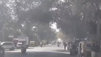 સાણંદ: નળ સરોવર રોડ પર ઔડાનું બુલડોઝર ફર્યું: 12 મીટરનો રસ્તો ખુલ્લો કરવા 4 ગેરકાયદેસર દુકાનો પર કાર્યવાહી