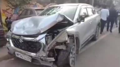 बैरसिया: भोपाल: टीटी नगर में तेज रफ्तार कार ने कई वाहनों को मारी टक्कर, 6-7 लोग घायल